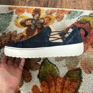 Women’s Jambu shoes